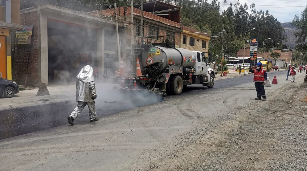 riego-asfalto-carretera-conococha-huaraz